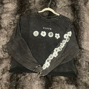 CHEMISTRY XL Crop Top, I’m a med but i liked the way it fit, Black Faded style.